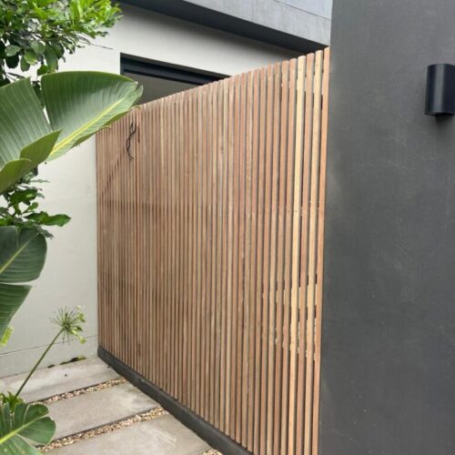  Screens & Cladding